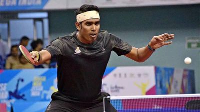 Sharath Kamal wins opener at World Championships