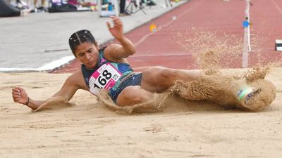 Young long jumper Shaili Singh finishes third in Japan
