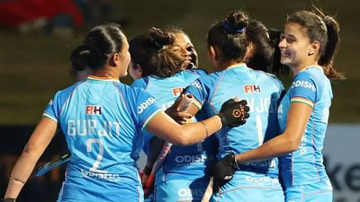 Indian women play out 1-1 draw with Australia in third hockey test