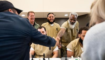 From inside Cook County Jail, chess spreads across the globe