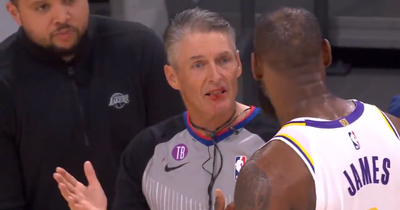 NBA official's brilliant reaction to LeBron James after LA Lakers star busts his lip