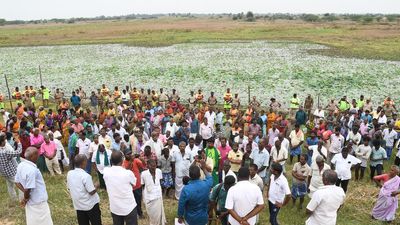 Ekanapuram villagers reassert their opposition to airport at Parandur as protest enters 300th day