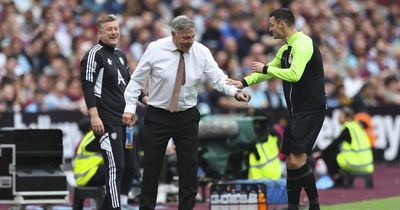 Sam Allardyce's hilarious reaction after finding £5 note on West Ham touchline