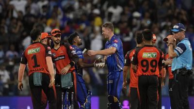 MI vs SRH, IPL 2023, highlights: Cameron Green century helps Mumbai Indians seal final playoff spot