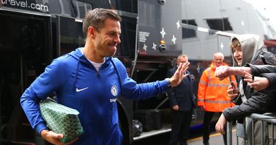 Gary Neville sends brutal Cesar Azpilicueta message in Chelsea vs Man City with retirement claim
