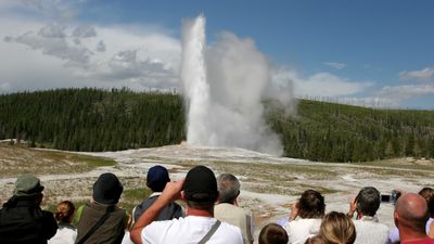 Clueless Yellowstone tourist nearly takes a 'hot shower' at Old Faithful