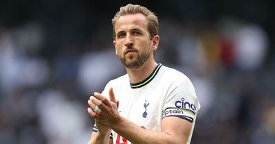 Tottenham star Harry Kane has "only one real option" after private Man Utd transfer chat