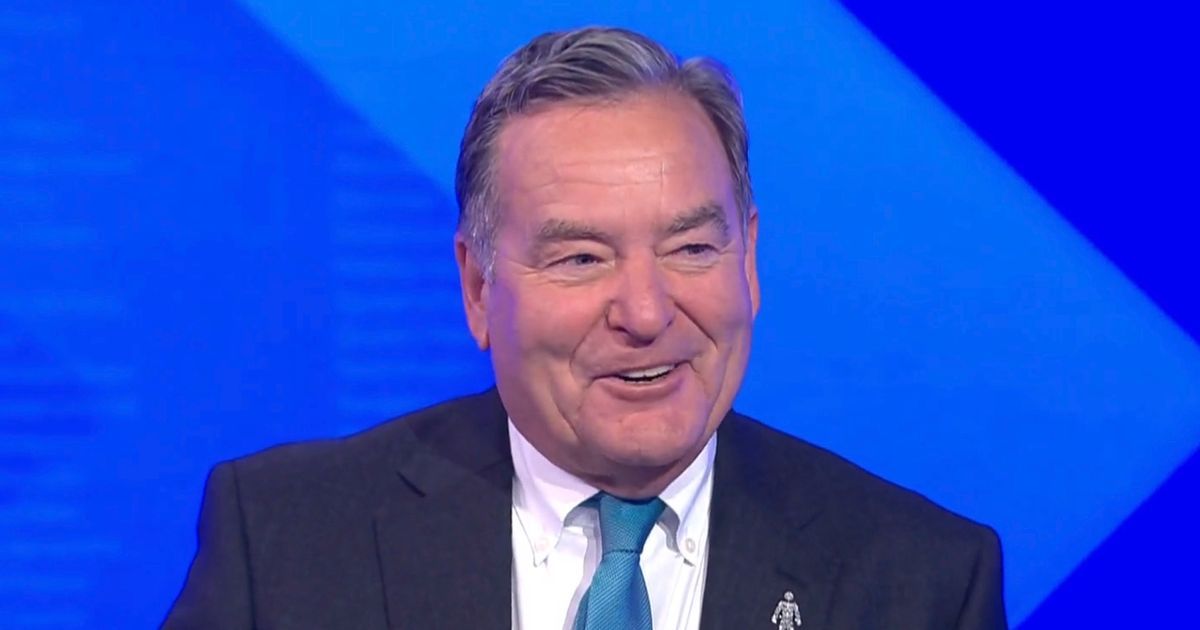 Jeff Stelling drops hint on next job ahead of imminent…