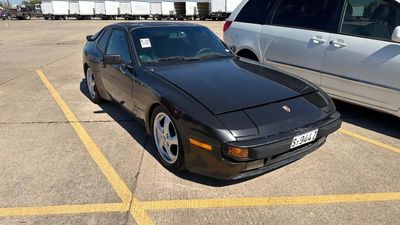 This Porsche 944 With 571,000 Miles Is In Surprisingly Good Cosmetic Shape