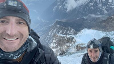 Australian man Jason Kennison dies during Mount Everest climb