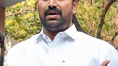 Avinash Reddy continues to stay put at Kurnool hospital