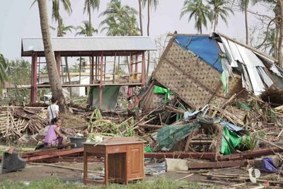 Thai humanitarian aid for cyclone-hit Myanmar