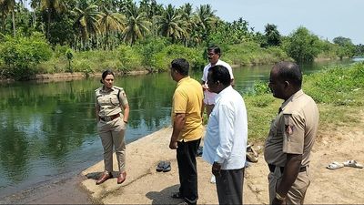 Three drown in Bhadra canal in Chikkamagaluru