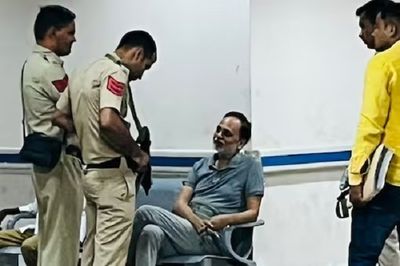 Satyendar Jain's health deteriorates, taken to Safdarjung Hospital