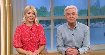 Body language expert on Phillip Schofield 'struggles' as This Morning replacement announced