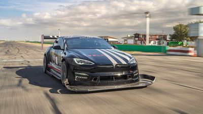 Watch Modified Tesla Model S Set A New Lap Record At Willow Springs By Accident