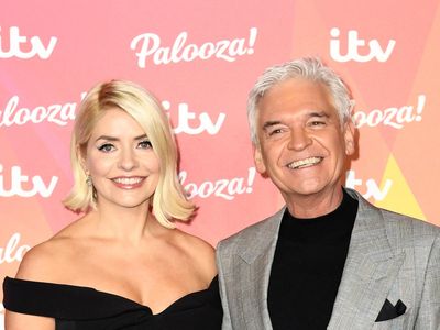 This Morning hosts’ ITV salaries revealed as Phillip Schofield quits