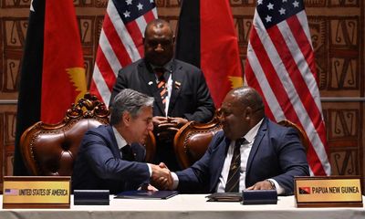 US and Papua New Guinea sign pact amid Pacific militarisation concerns