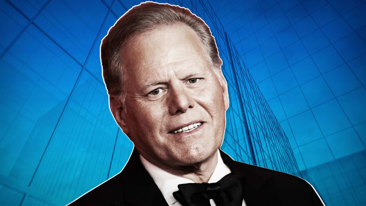 Watch WarnerBros CEO Targeted by Embarrassing Chants…