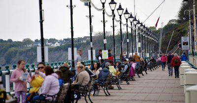 Shuttle bus and new rules for outdoor seating announced as part of Penarth seafront plans