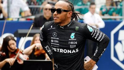 Ferrari preparing $50 million offer to lure Lewis Hamilton from Mercedes: Report