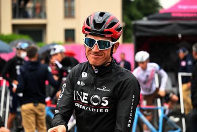 Geraint Thomas expects Giro d’Italia to erupt with calculated strikes