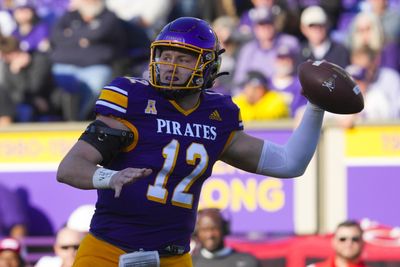 NFL to allow teams to carry third QB on game days