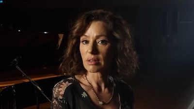 Tina Arena resigns from board of Australia Council for the Arts