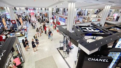 Retail Earnings: Kohl's Surges, ELF Beauty's A Buy; Rival Ulta Beauty Dives