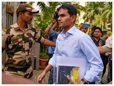 Aryan Khan case: NCB's SIT says 'Wankhede never informed us about the chats with Shah Rukh Khan'; calls it 'serious violation of rules'