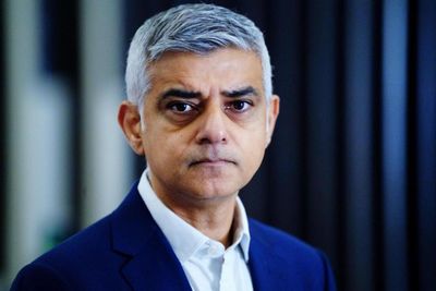 Sadiq Khan left 'barely conscious' after suffering heart attack in Glasgow