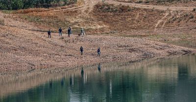 Madeleine McCann search starts as police divers enter reservoir