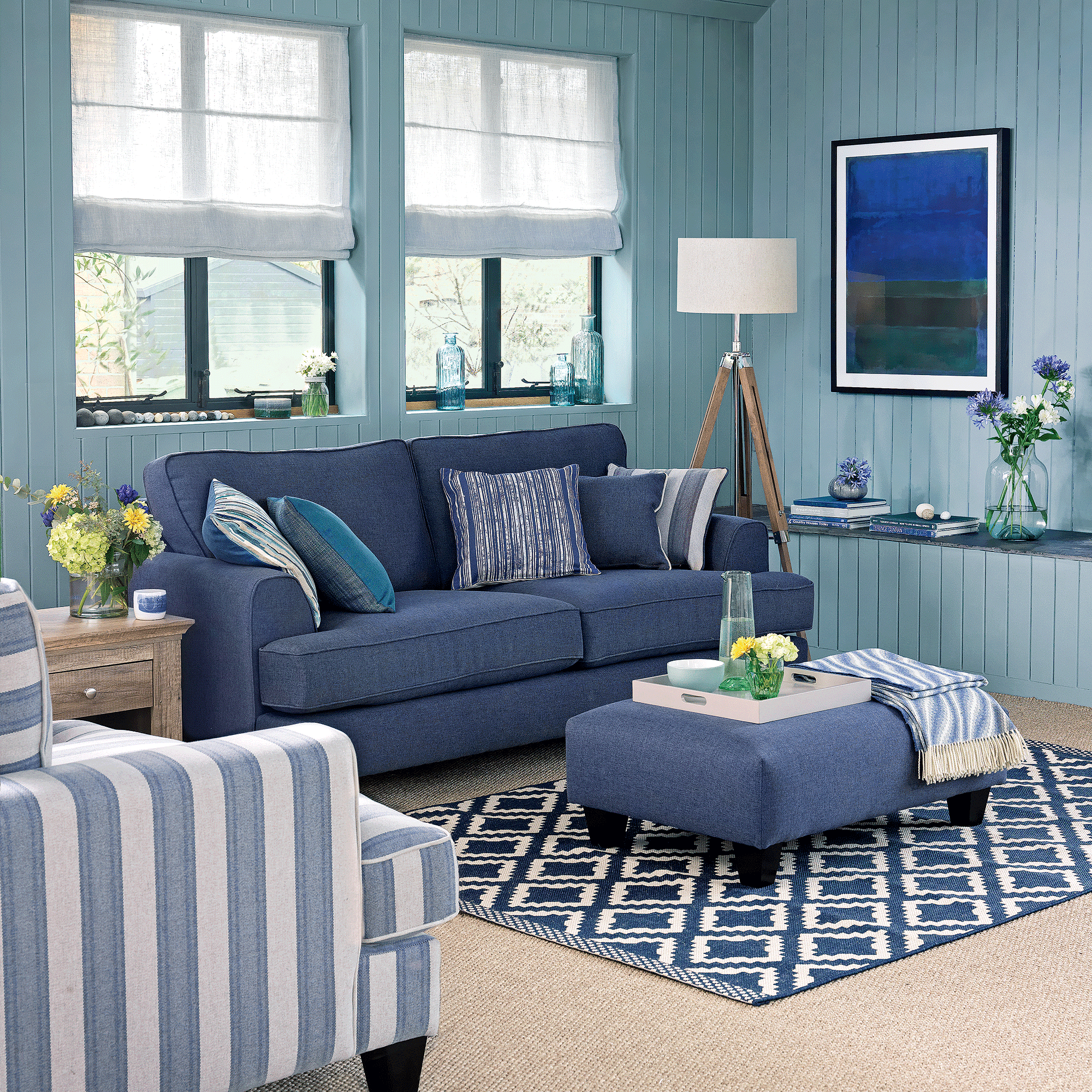 Three ways to arrange two sofas in a small living room - and one way to avoid
