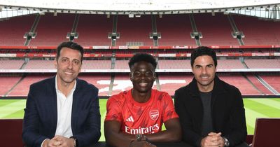 Bukayo Saka signs new Arsenal deal through to 2027