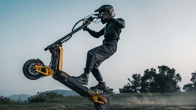 New Inmotion RS Is A Ridiculously Powerful Electric Kick Scooter