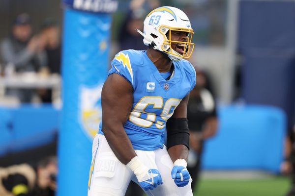 Look: Quentin Johnston makes first appearance in full Chargers uniform