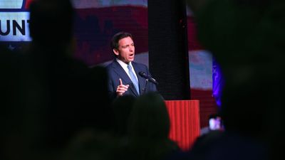 DeSantis plans to announce presidential campaign on Twitter