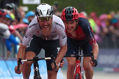 'Thomas came like a rocket' – João Almeida shakes up Giro d'Italia