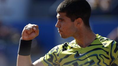 Alcaraz jumps Djokovic, returns to No. 1 in ATP rankings; Medvedev No. 2; Swiatek leads WTA
