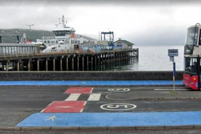 Day trippers advised not to travel to Scottish island amid ferry 'chaos'