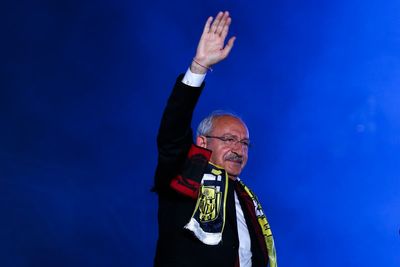 Turkish anti-migrant party backs Erdogan's rival in presidential runoff