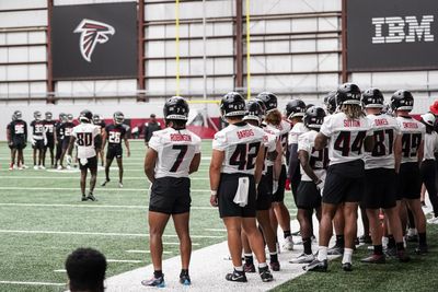 Watch: Highlights from Day 1 of Falcons OTAs