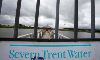 Severn Trent dividend exceeds £260m amid rising anger over sewage pollution