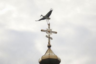 Ukraine's main church to switch calendar in move away from Russia