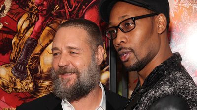 Watch RZA from Wu-Tang Clan get on stage with Russell Crowe in Sydney