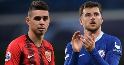 Oscar gives Mason Mount transfer update amid Man Utd links - "He's not happy at Chelsea"
