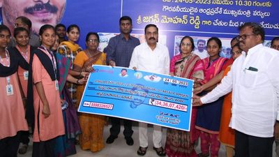 Jagananna Vidya Deevena scheme helping us pursue higher studies, say students