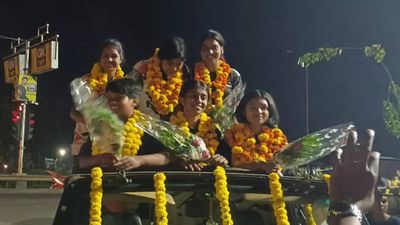 Bastar girls clinch six medals, including five gold, at National Mixed Martial Arts competition