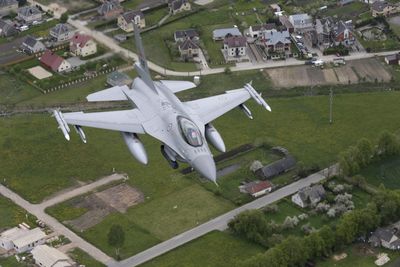 Norway says it will help train Ukrainian pilots on F-16 jets