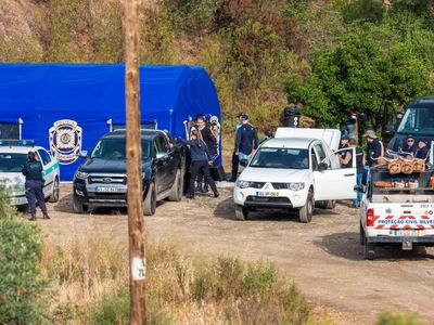 Sniffer dogs join search for Madeleine McCann at Portuguese reservoir
